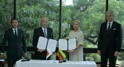 ▲リトアニア国公文書館庁との協力の覚書署名式の様子