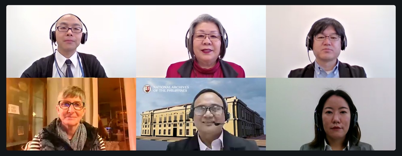 画面に並ぶ参加者