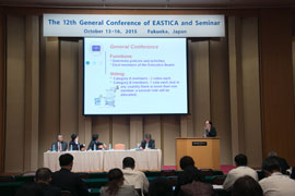 059_02_04 総会の様子