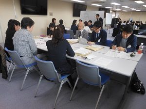 A班 グループ討論の様子2