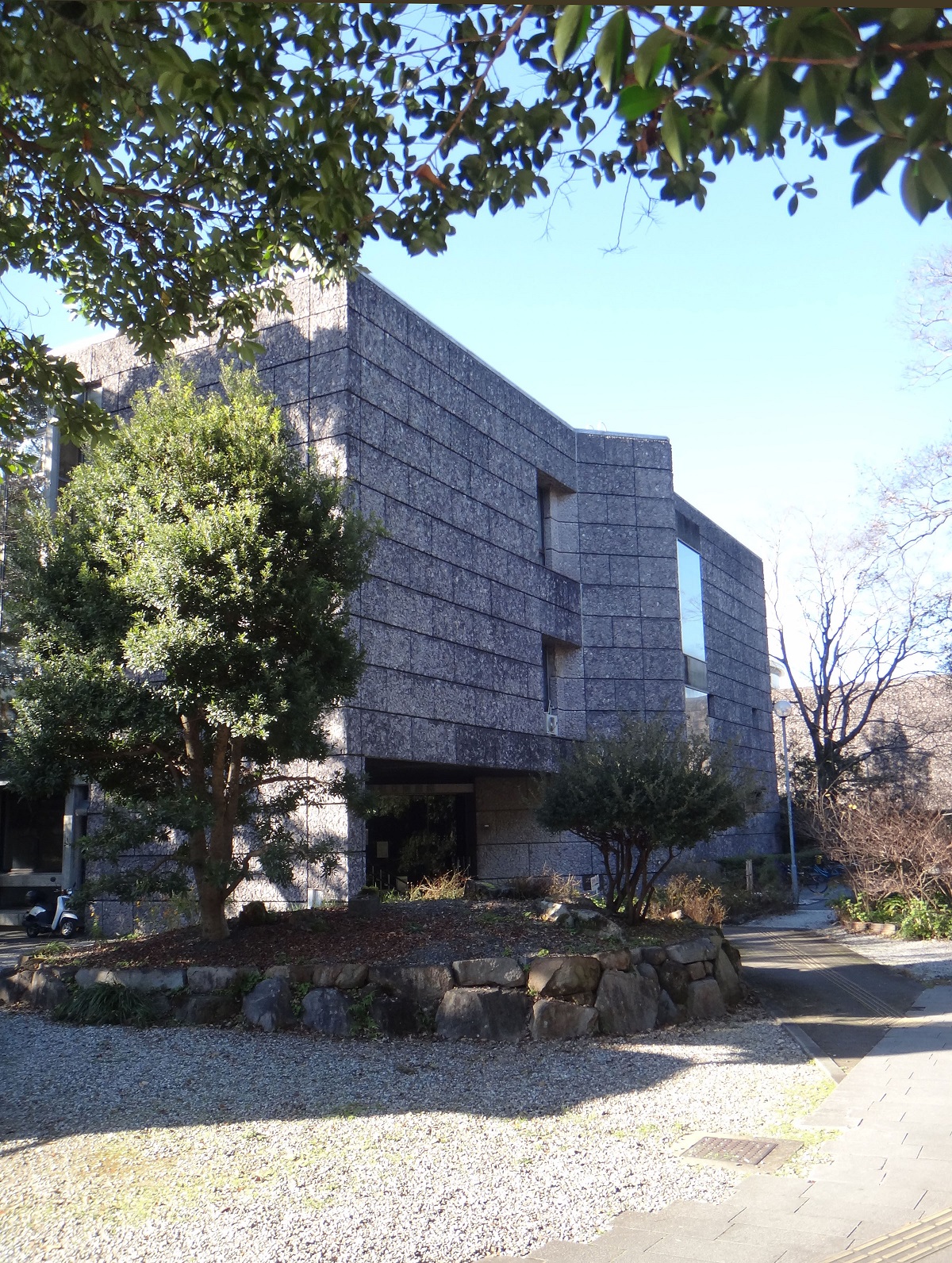 旧県立図書館(改修前)