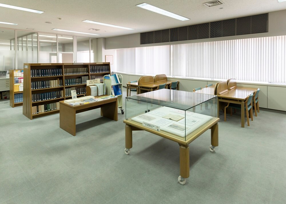 和歌山県立文書館閲覧室